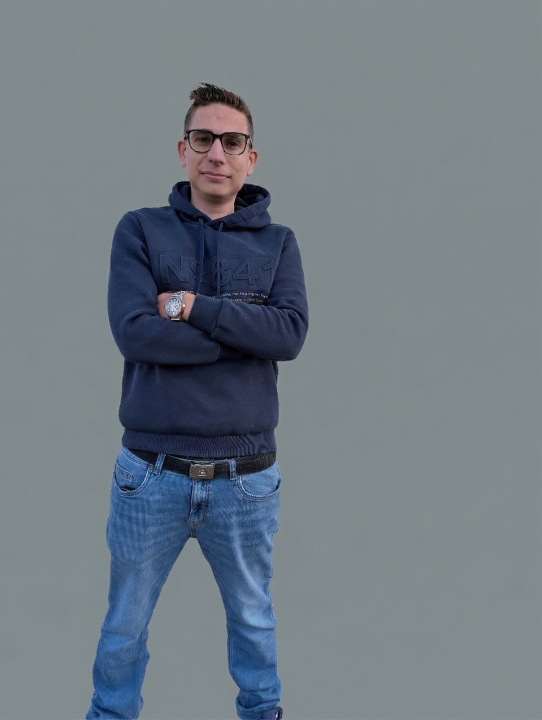 Alex — French Co-Host